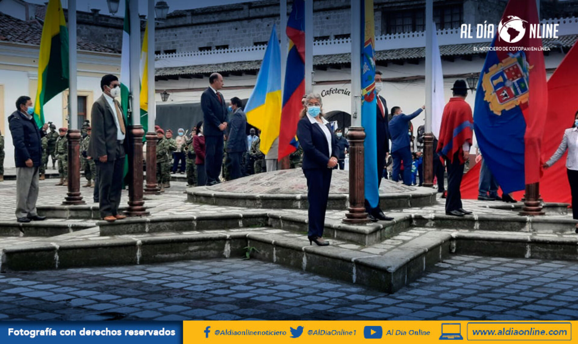 IZADA DE LA BANDERA DE COTOPAXI PRIMER ACTO DESARROLLADO ESTE DÍA DE PROVINCIALIZACÓN DE COTOPAXI