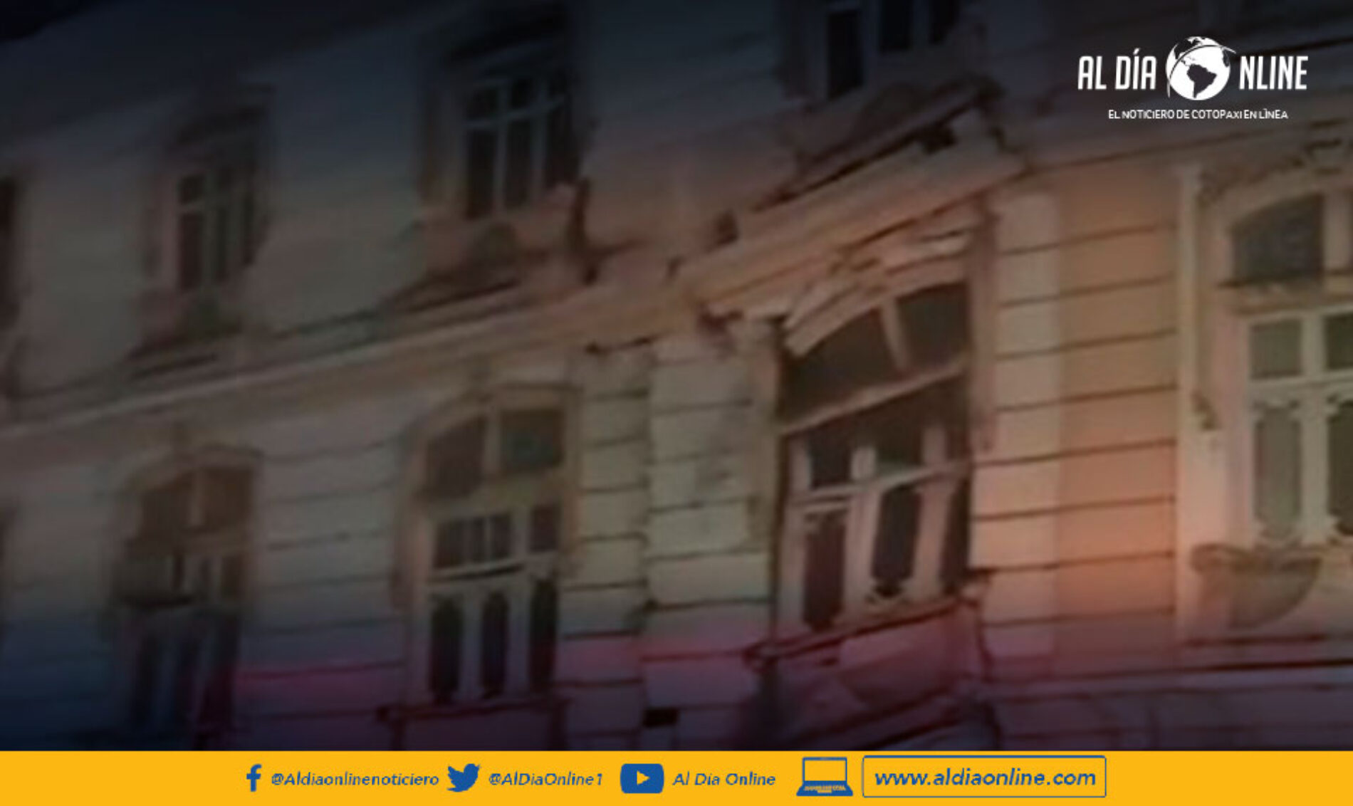 COLAPSA PARTE DE EDIFICIO PATRIMONIAL EN EL CENTRO DE GUAYAQUIL