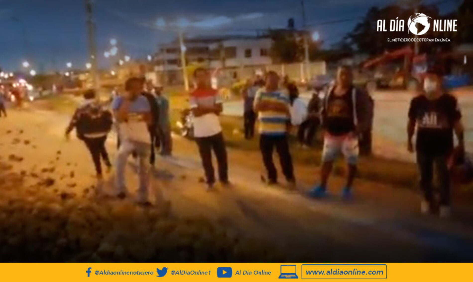 VARIAS VÍAS PRINCIPALES DE LAS PROVINCIAS BANANERAS DEL PAÍS AMANECIERON BLOQUEADAS.