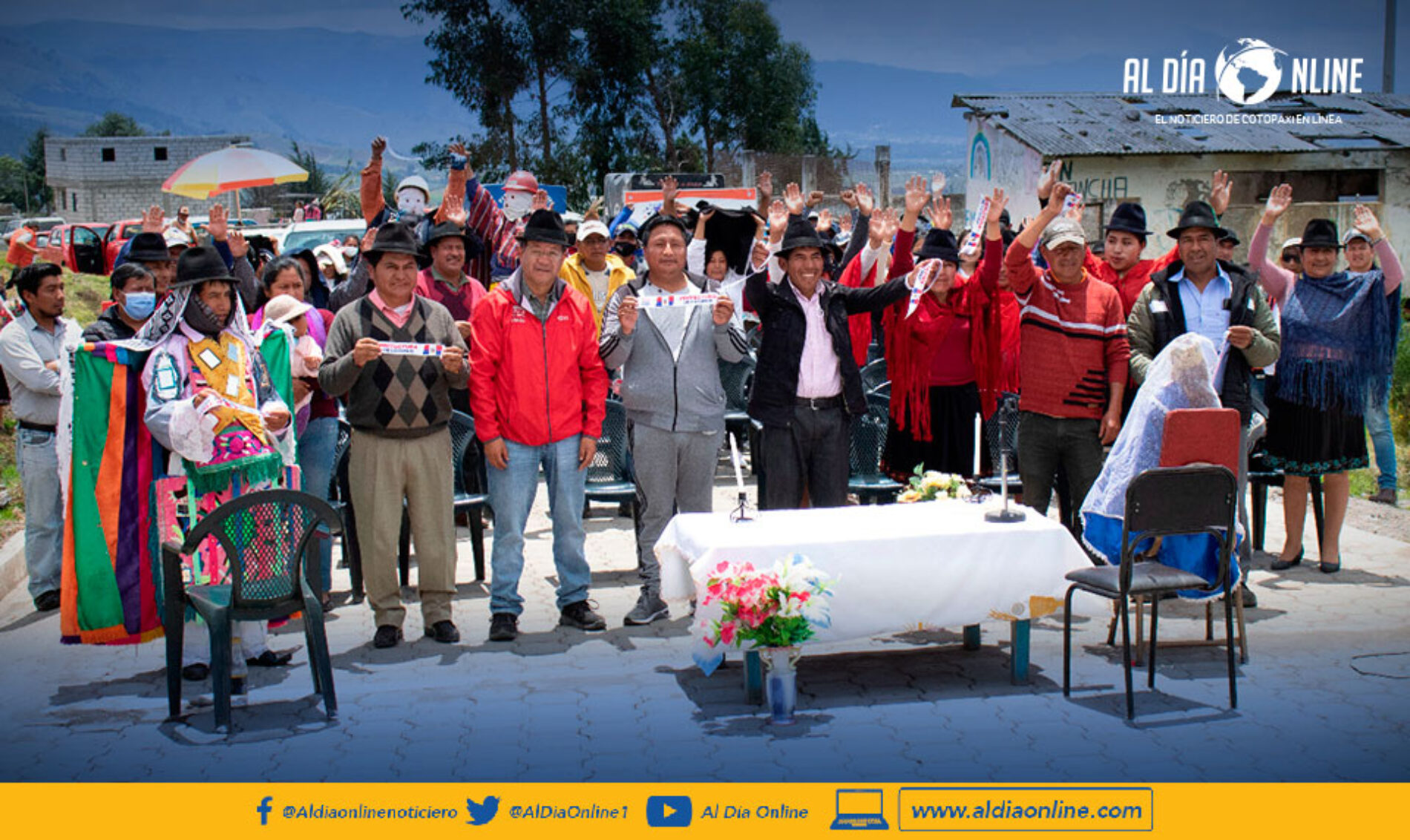PREFECTURA ENTREGÓ VÍA ADOQUINADA EN LA COMUNIDAD DE CONSOLACIÓN EN SALCEDO