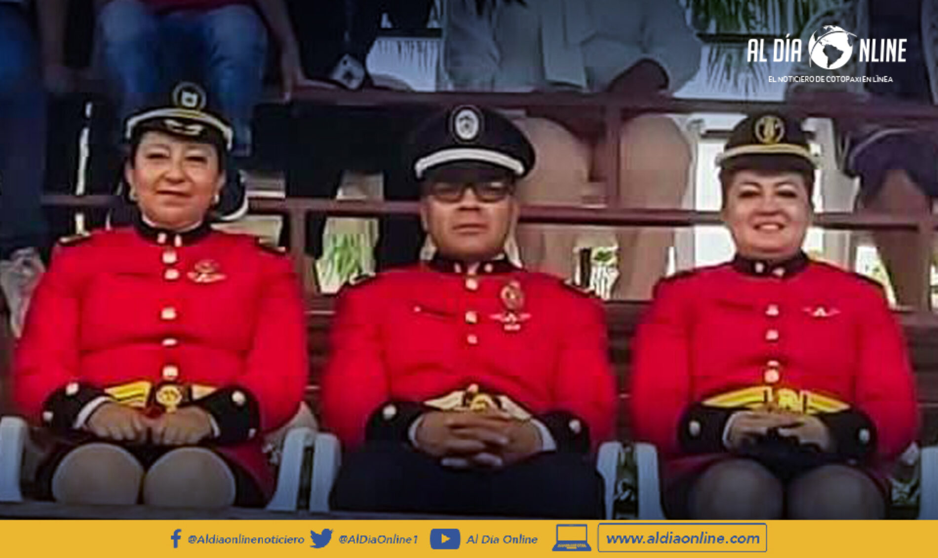 CUERPOS DE BOMBEROS DE LATACUNGA ESTUVIERON PRESENTES EN DÍA DE CANTONIZACIÓN DE LA MANÁ