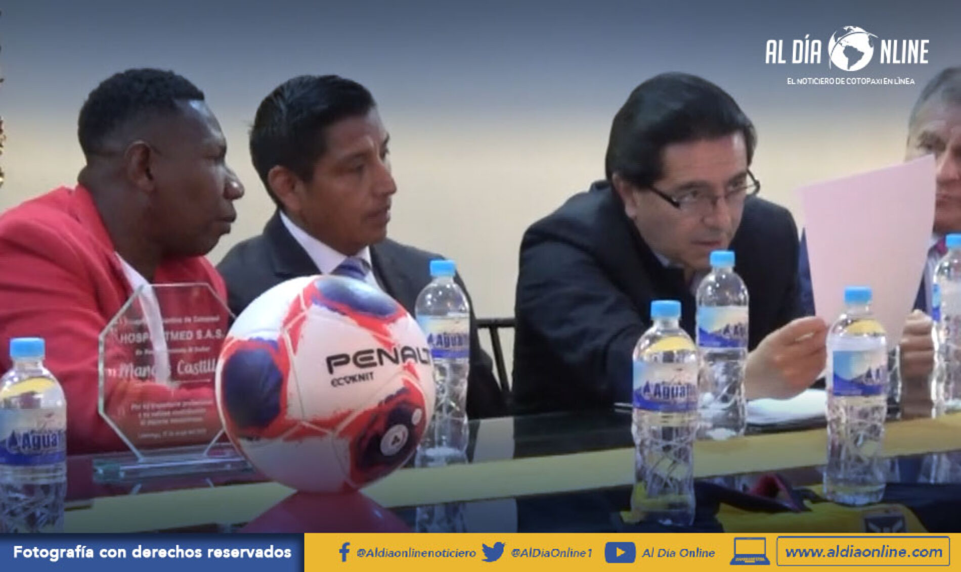 EX SELECCIONADOS DE ECUADOR ENFRENTARÁN A SELECCIÓN DE COTOPAXI EN ESTADIO LA COCHA ESTE SÁBADO 28 (VIDEO)