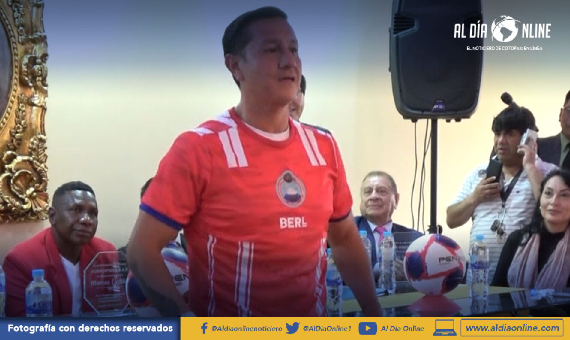 EX SELECCIONADOS DE ECUADOR ENFRENTARÁN A SELECCIÓN DE COTOPAXI EN ESTADIO LA COCHA ESTE SÁBADO 28 (VIDEO)