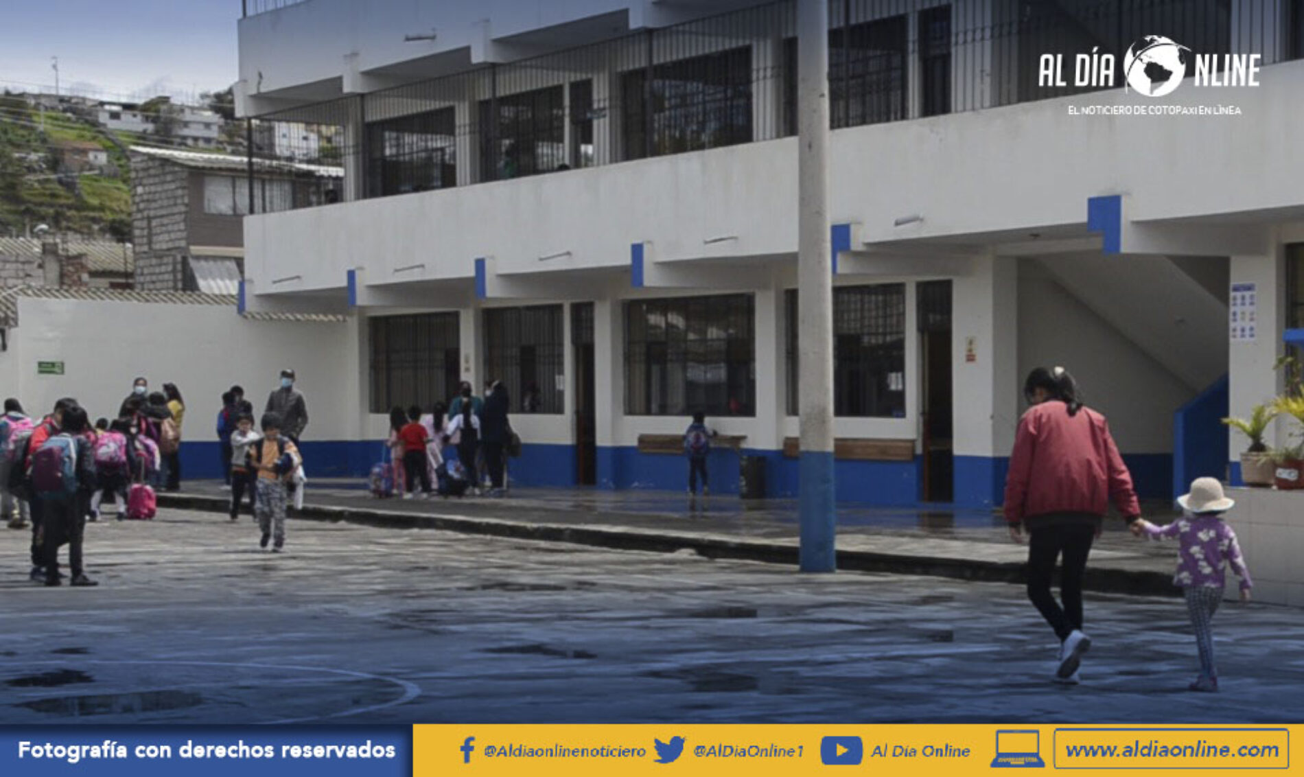 MENOR DE EDAD HABRÍA SIDO VICTIMA DE AGRESIÓN EN UN ESTABLECIMIENTO EDUCATIVO DE LATACUNGA. (VIDEOS)
