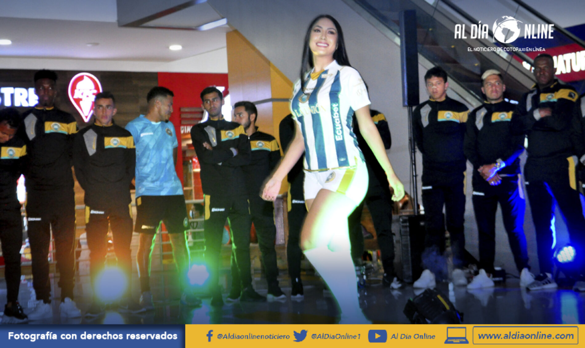 LA UNIÓN HIZO PRESENTACIÓN DE PLANTILLA DE JUGADORES Y SALÍO A TULCÁN PARA LA COPA ECUADOR (VIDEO)