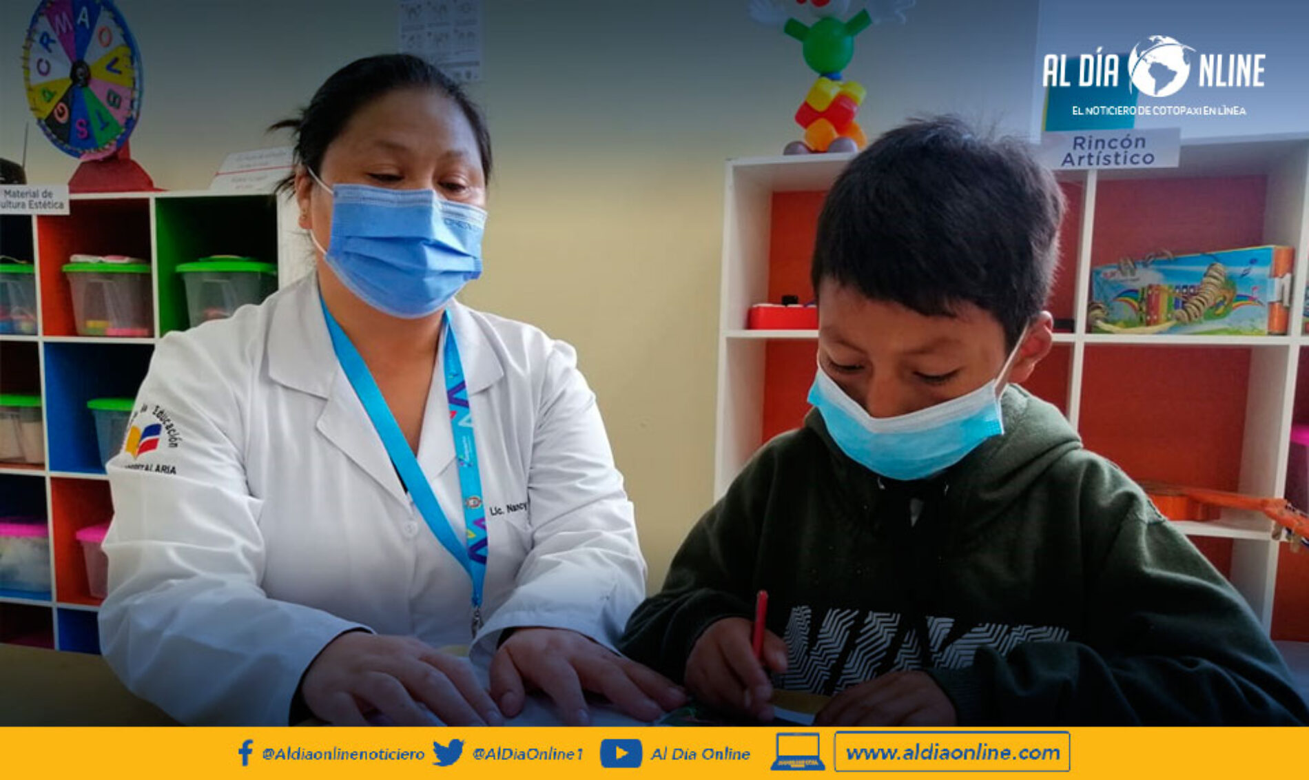 AUTORIDADES EDUCATIVAS VISITARON AULA HOSPITALARIA DE AMBATO