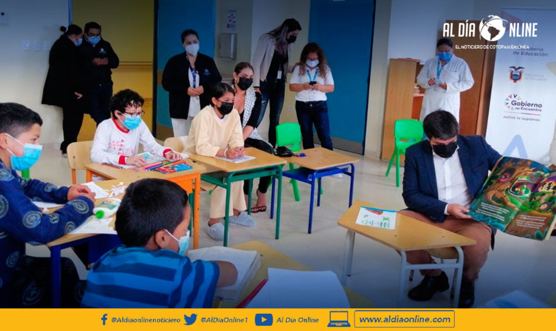 AUTORIDADES EDUCATIVAS VISITARON AULA HOSPITALARIA DE AMBATO