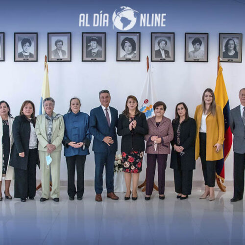 PATRONATO MUNICIPAL DE LATACUNGA ORGANIZÓ ENCUENTRO DE EX PRESIDENTAS POR 54 AÑOS DE VIDA. (VIDEO)