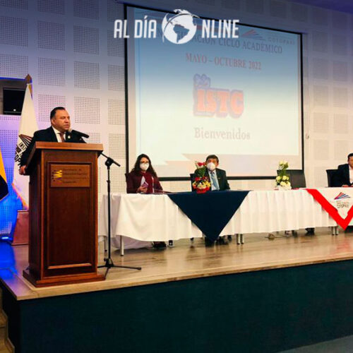 IST COTOPAXI ABRE LAS PUERTAS AL NUEVO CICLO ACADÉMICO, JÓVENES INICIAN CON EMOCIÓN LAS CLASES