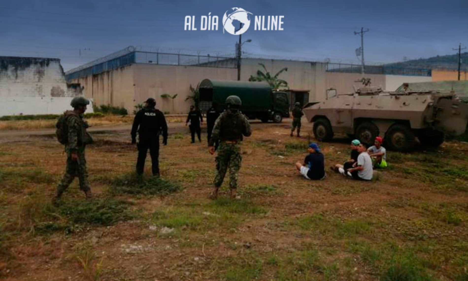 CINCO REOS INTENTARON FUGARSE DE LA CÁRCEL DE GUAYAQUIL, CAMUFLADOS ENTRE VISITANTES.