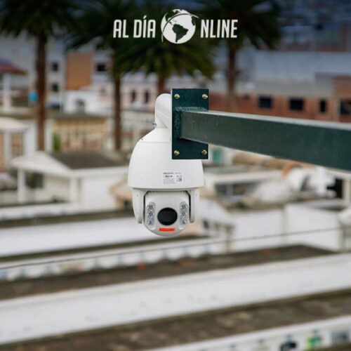 MUNICIPIODE LATACUNGA INSTALA  12 NUEVAS CÁMARAS DE VIDEOVIGILANCIA