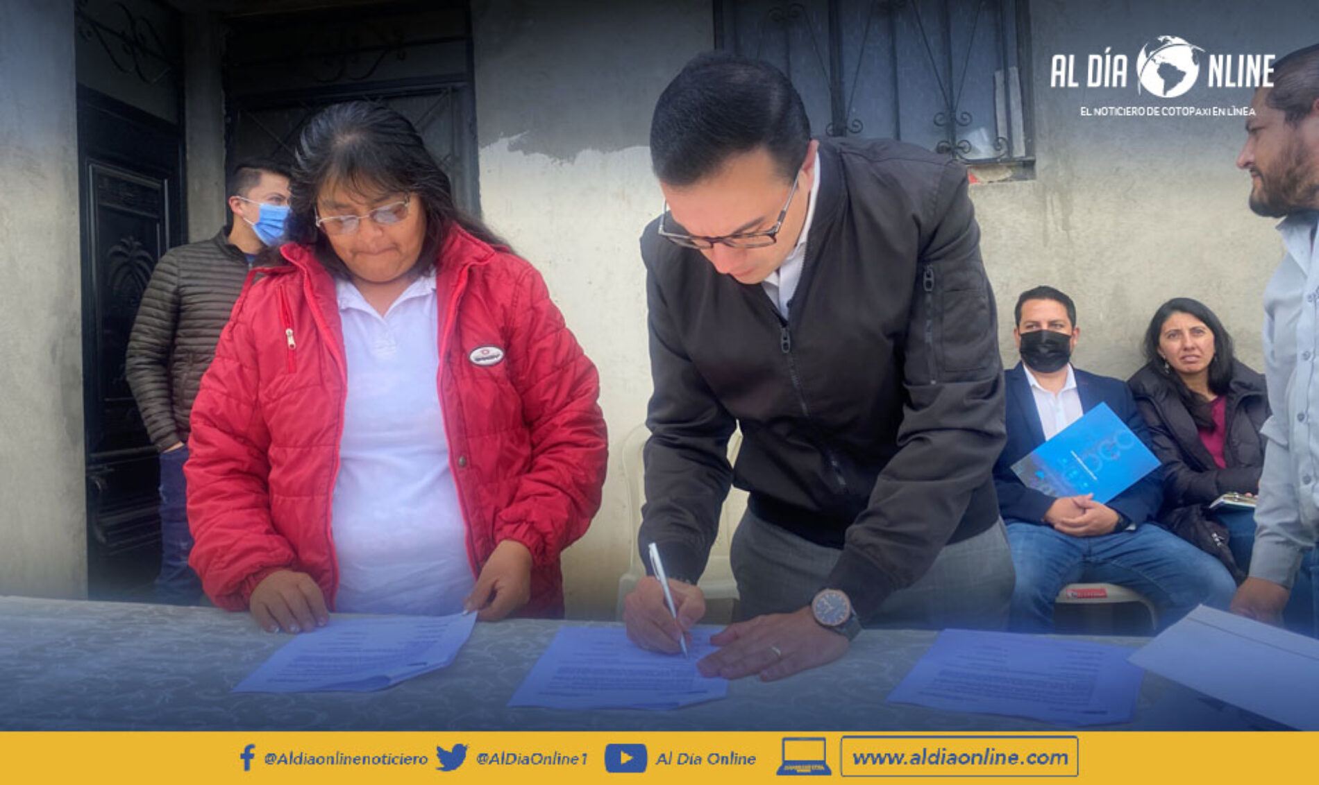 ELEPCO S.A. INICIA LA REMODELACIÓN DE RED EN EL BARRIO SAN MARCOS DE LA PARROQUIA JUAN MONTALVO