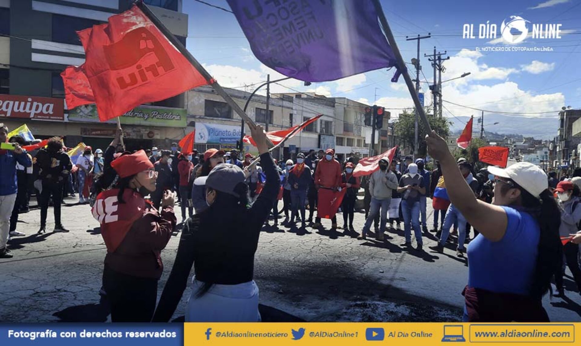 ESTUDIANTES UNIVERSITARIOS SE SUMAN AL PARO. (VIDEO)