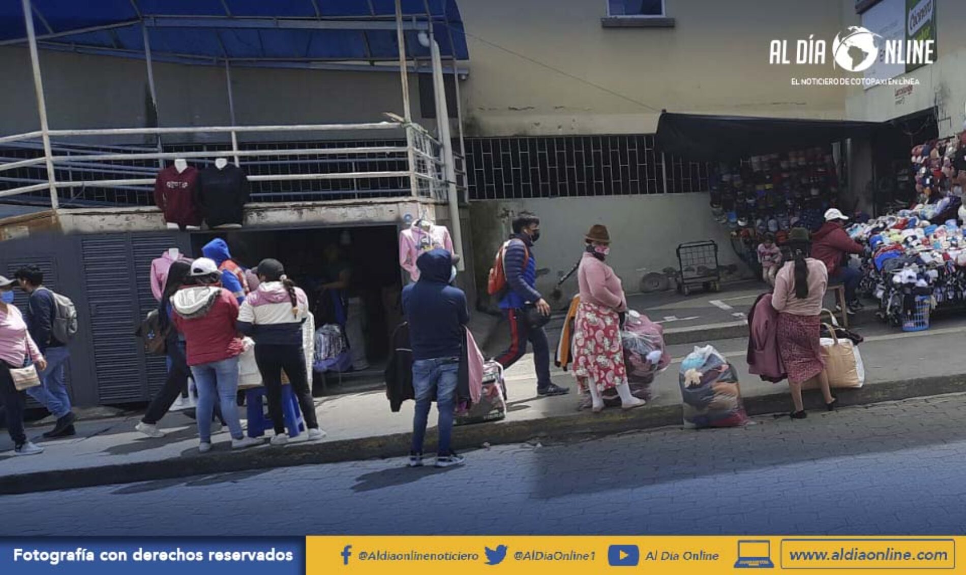 LOCALES DE LA AV. 5 JUNIO SIN PERMISOS DE CONSTRUCCIÓN. (VIDEO)