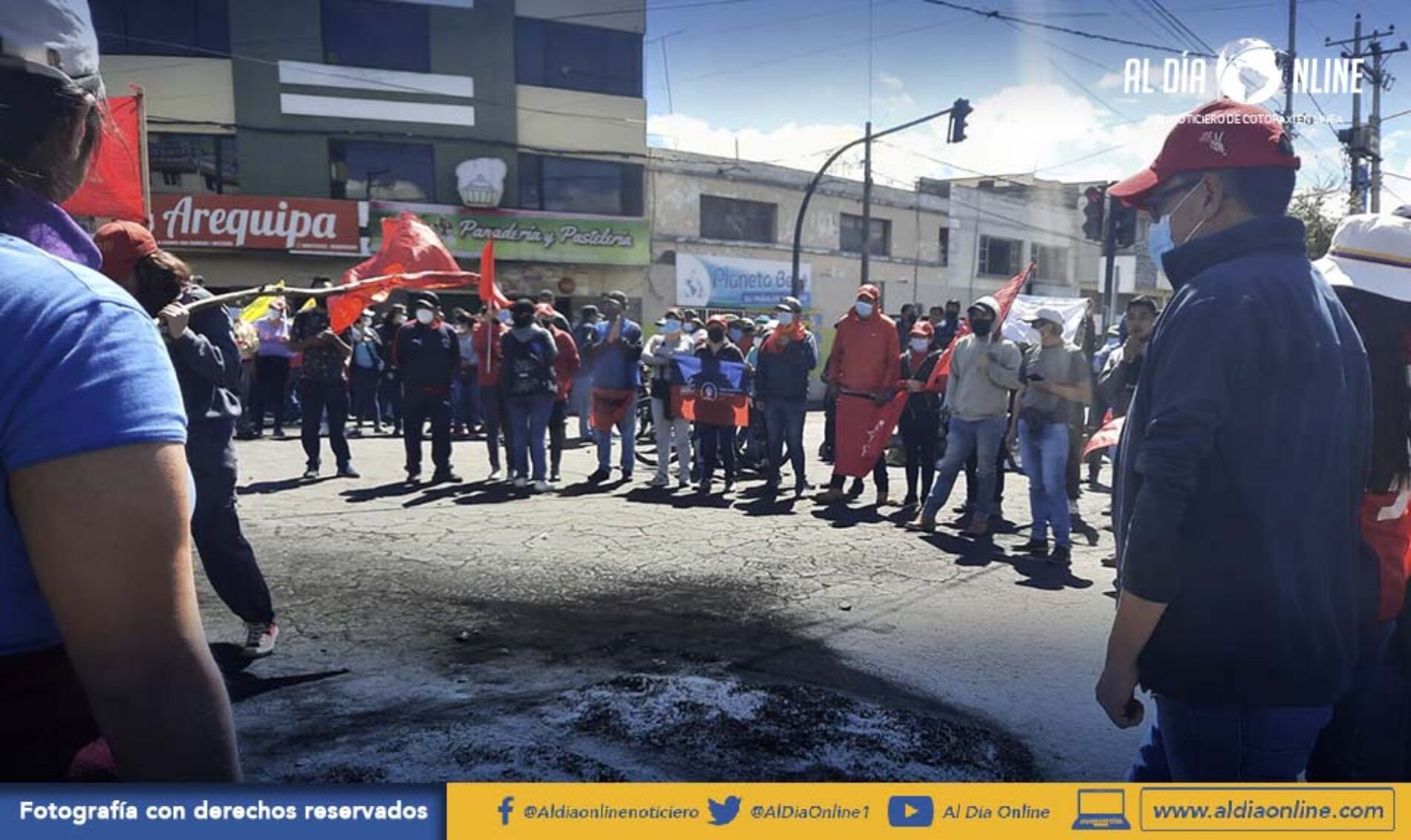 ESTUDIANTES UNIVERSITARIOS SE SUMAN AL PARO. (VIDEO)