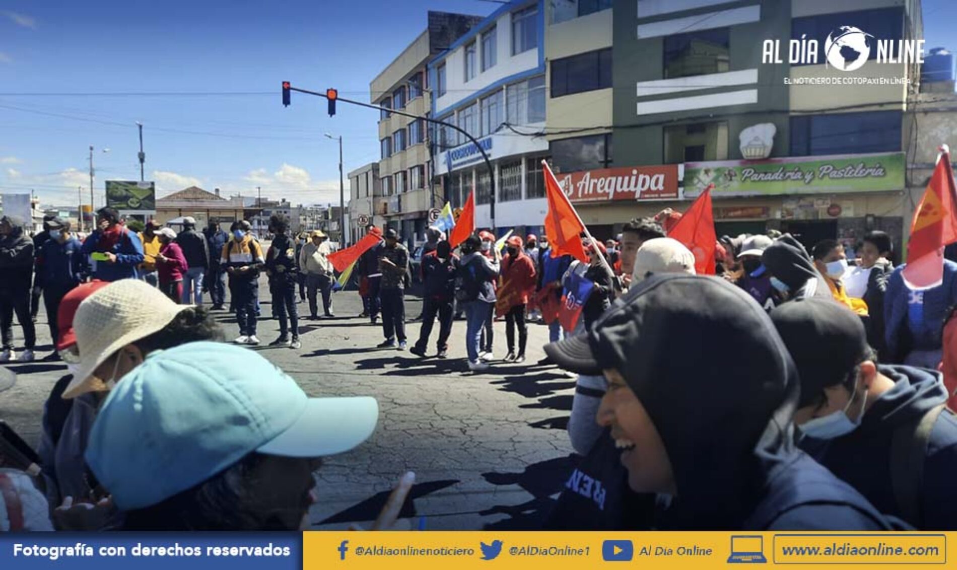 ESTUDIANTES UNIVERSITARIOS SE SUMAN AL PARO. (VIDEO)
