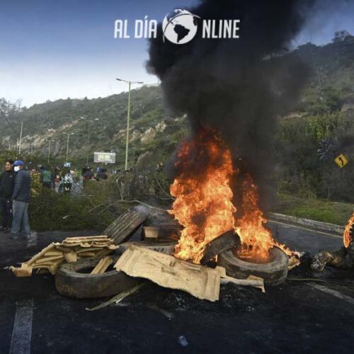 GOBERNADOR DE COTOPAXI ASEGURA QUE MANIFESTACIONES VIOLENTAS SE HAN DADO DESDE EL INICIO.(AUDIO)