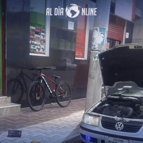 CONTROL DEL USO DE VÍAS PÚBLICAS A LOCALES DE LATACUNGA EJECUTA LA COMISARÍA MUNICIPAL. (VIDEO)