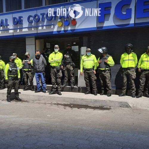 PATRULLAJE CONSTANTE REALIZAN MIEMBROS POLICIALES EN LATACUNGA (VIDEO)
