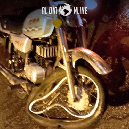 CUERPO DE BOMBEROS DE LATACUNGA ASISITIÓ A UN SINIESTRO DE TRÁNSITO EN EL PUENTE DE ILLUCHI.