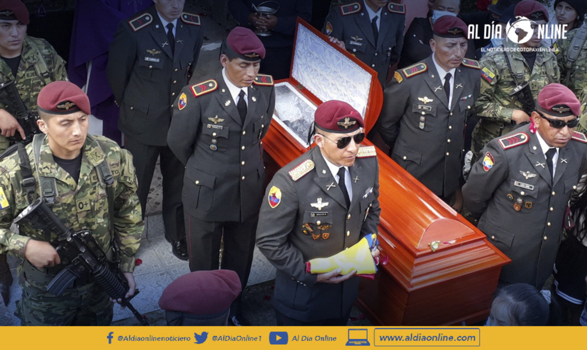 FUERZAS ARMADAS SEPULTAN A MILITAR QUE FALLECIÓ EN UN ATAQUE A CONVOY