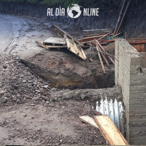 CONTINÚA TRABAJOS EN LA VÍA SIGCHOS-SAN FRANCISCO EN SU CUARTA ETAPA