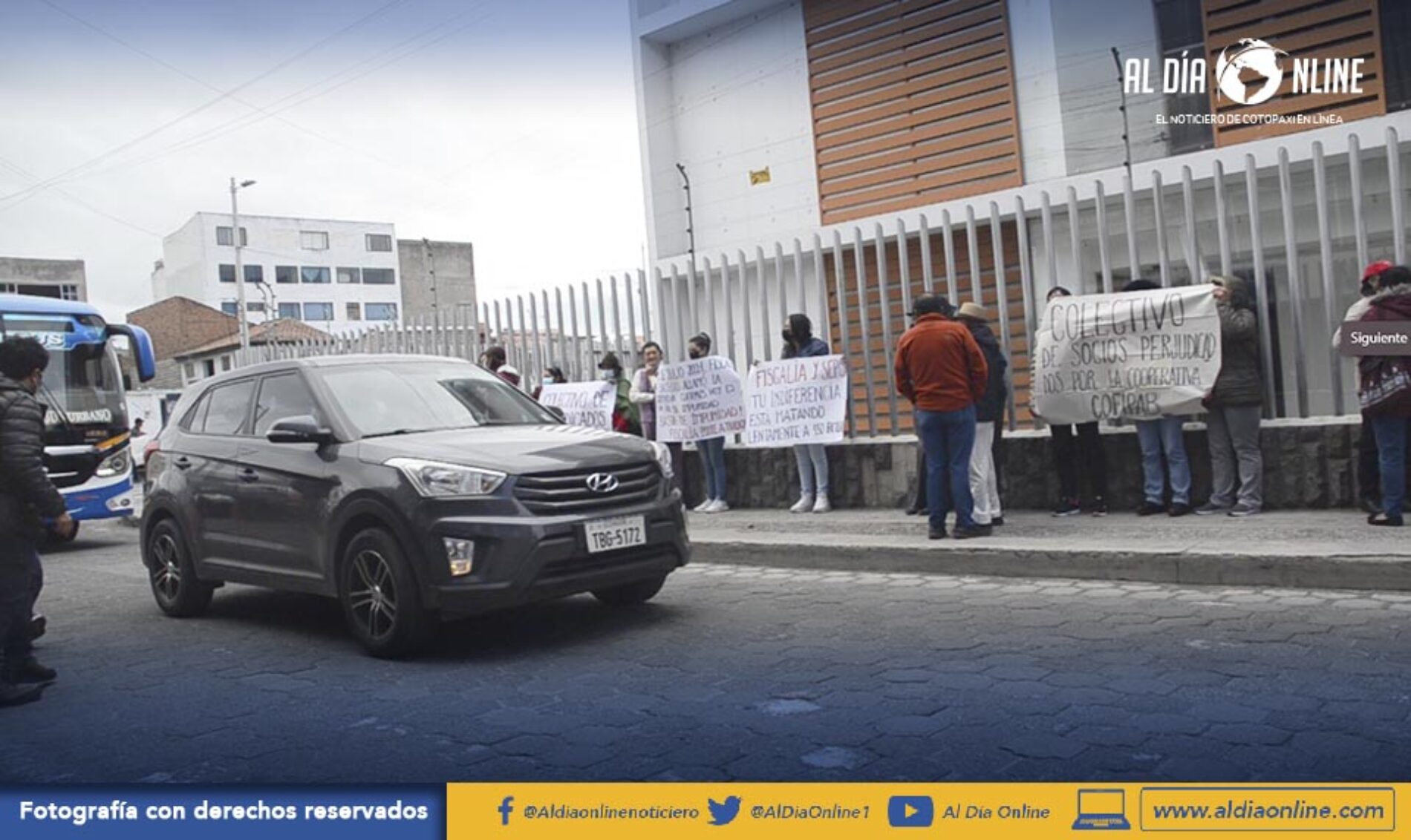 SOCIOS DE LA COP. COFIPAB REALIZARON PLANTÓN SOLICITANDO JUSTICIA. (VIDEO)