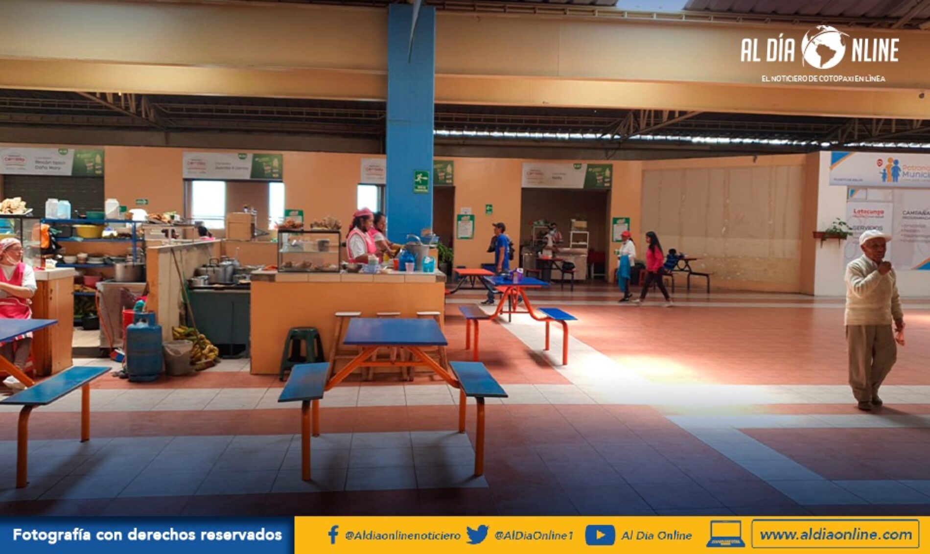 PLAZAS Y MERCADOS DE LATACUNGA RETOMAN ACTIVIDADES CON POCOS PRODUCTOS. (VIDEO)