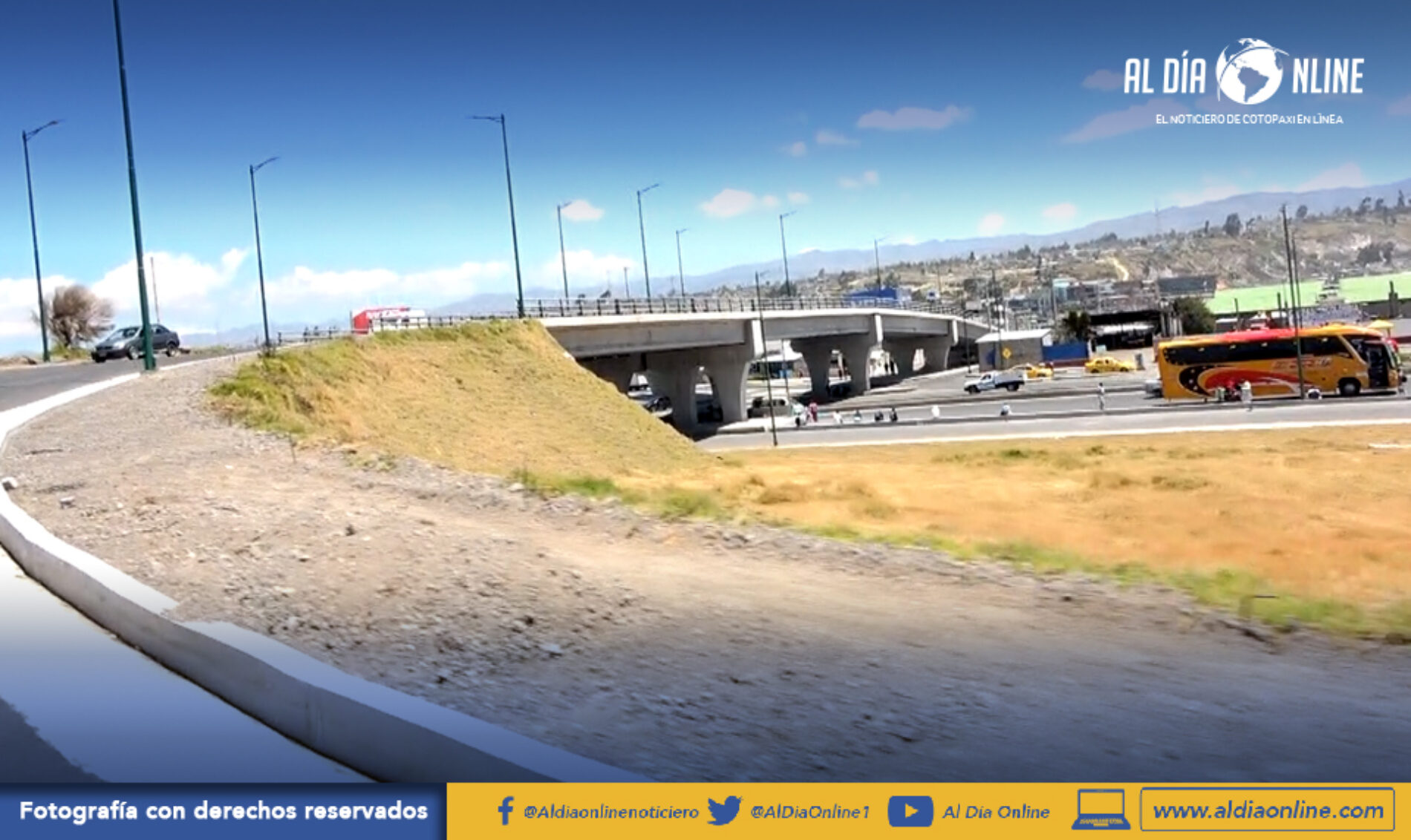 INTERCAMBIADOR DE INGRESO NORTE DE LATACUNGA EN QUINCE DIAS SE INAUGURA Y TRABAJOS DE AMPLIACIÓN DE VÍA (VIDEOS)