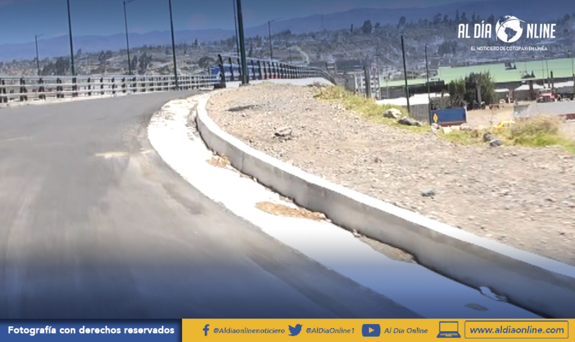 INTERCAMBIADOR DE INGRESO NORTE DE LATACUNGA EN QUINCE DIAS SE INAUGURA Y TRABAJOS DE AMPLIACIÓN DE VÍA (VIDEOS)