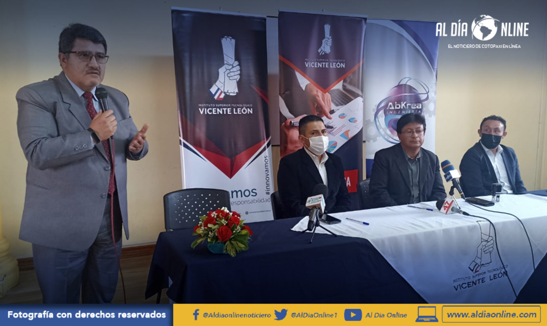 IST VICENTE LEÓN FIRMÓ CONVENIOS DE PRÁCTICAS PRE PROFESIONALES Y DE COOPERACIÓN INTERINSTITUCIONAL (VIDEO)