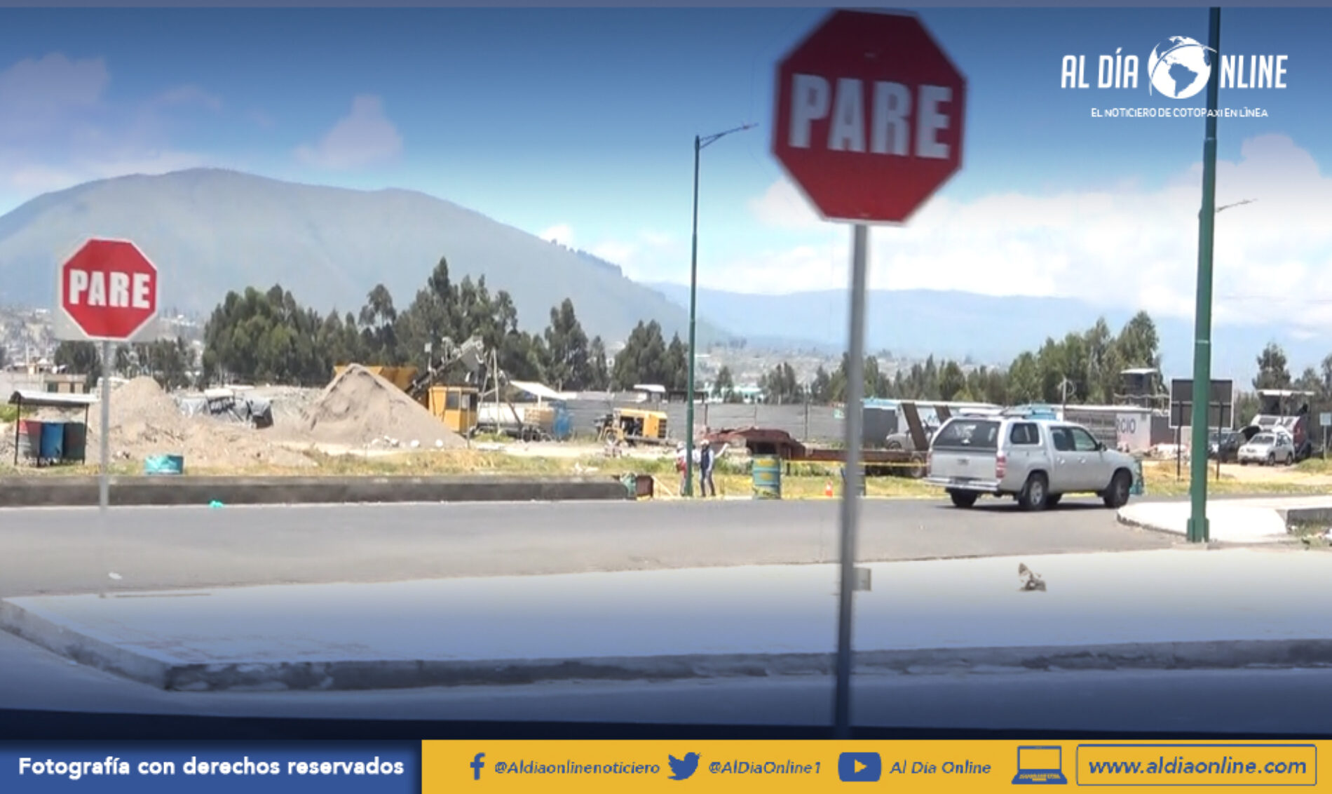 INTERCAMBIADOR DE INGRESO NORTE DE LATACUNGA EN QUINCE DIAS SE INAUGURA Y TRABAJOS DE AMPLIACIÓN DE VÍA (VIDEOS)