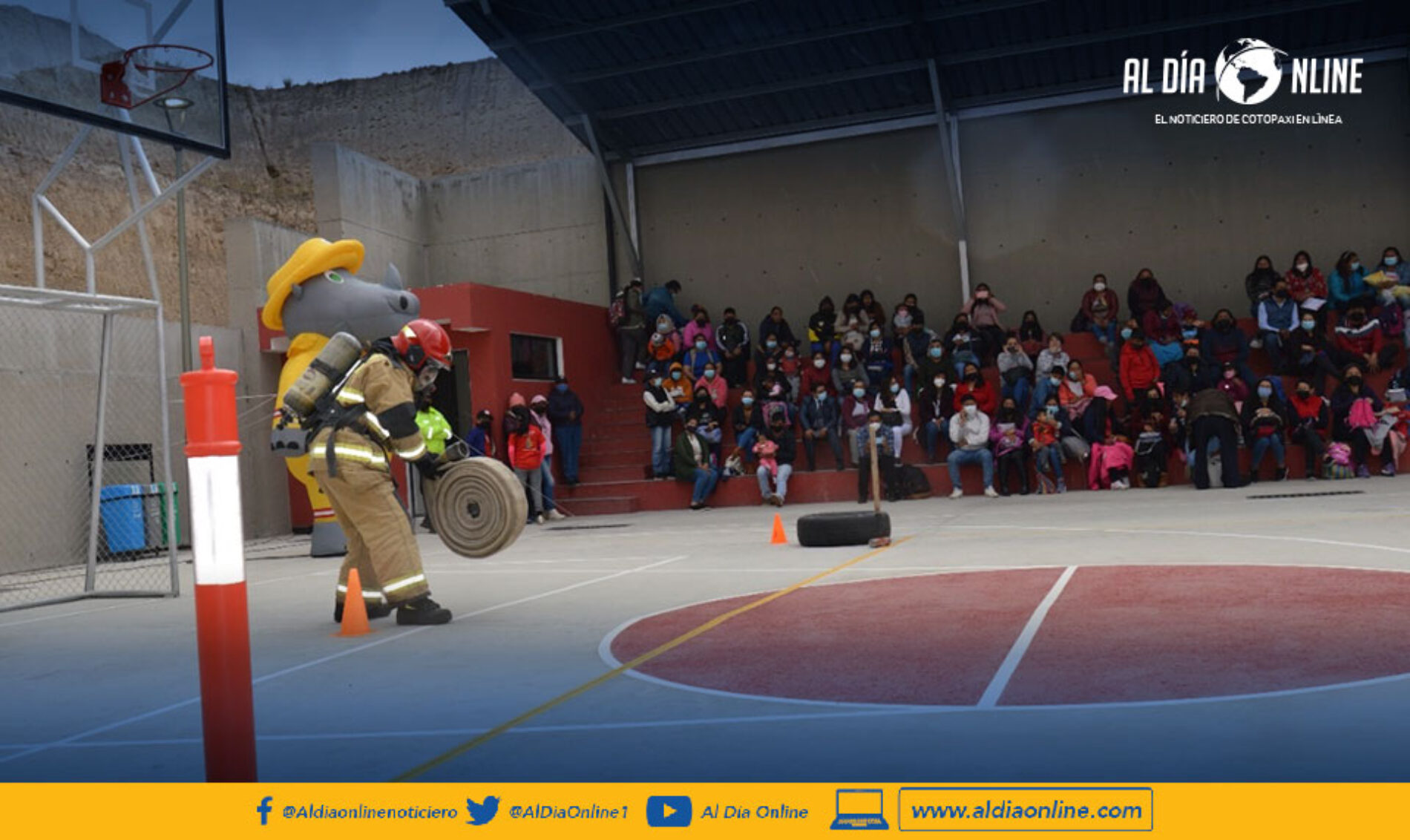 CUERPO DE BOMBEROS LATACUNGA CULMINÓ IX CURSO VACACIONAL “HACHITAS ROJAS”