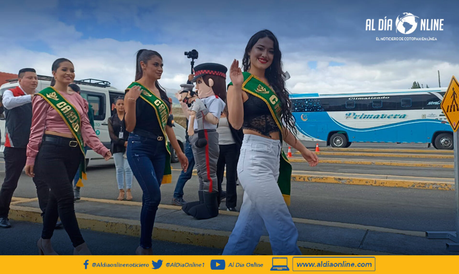 CANDIDATAS A REINA DE SALCEDO FUERON RECIBIDAS EN LAS INSTALACIONES DE MOVILIDAD DE COTOPAXI (VIDEO)
