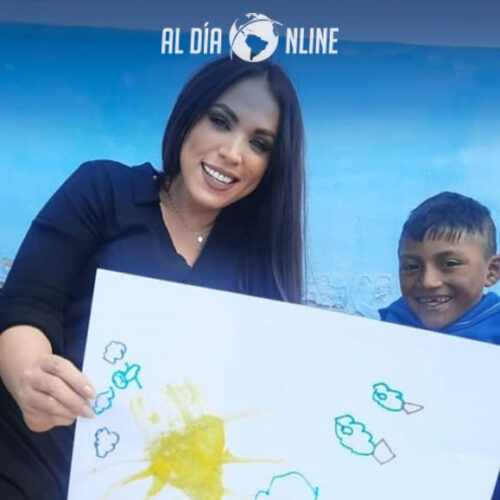 DARWIN, UN NIÑO QUE PINTA CON LOS PIES SUS SUEÑOS Y ANHELOS DE SER DOCENTE