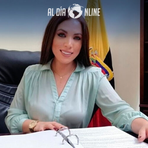 MINISTRA DE EDUCACIÓN DESIGNÓ A PAULINA SALAZAR COMO NUEVA COORDINADORA DE LA ZONA 3