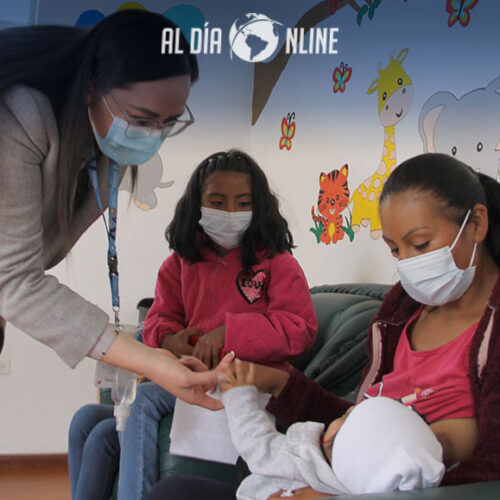 MSP ENTREGÓ CERTIFICADO DE APOYO A LA LACTANCIA MATERNA AL MIES LATACUNGA