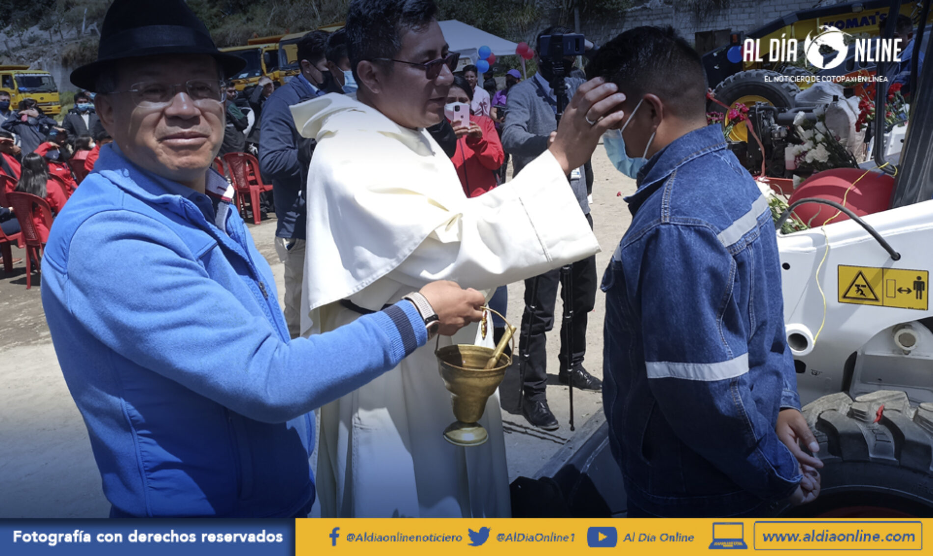 JORGE GUAMÁN ENTREGA ÚLTIMO LOTE DE MAQUINARIA PESADA VALORADA EN 823 MIL DÓLARES  (VIDEO)