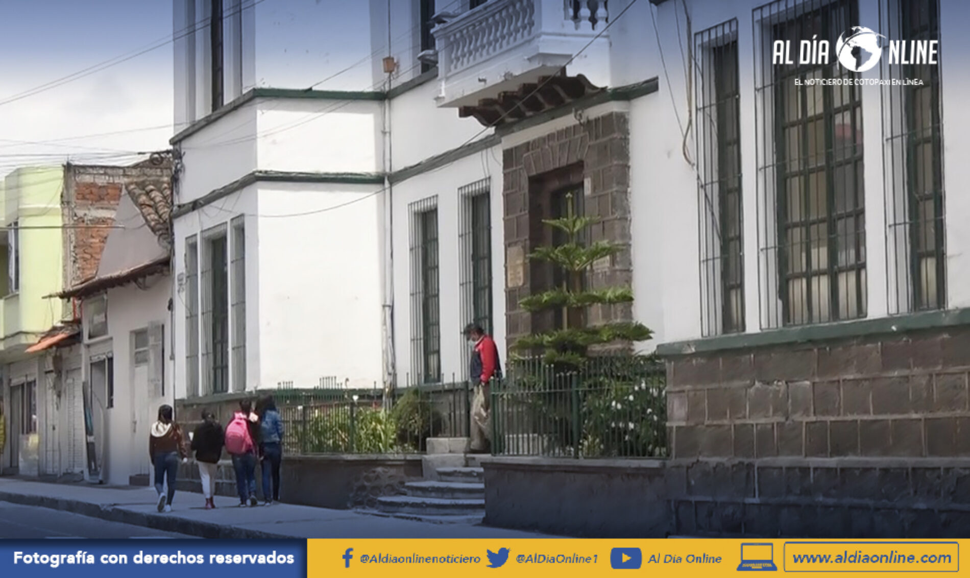 CONTINUA FALTA DE MOBILIARIOS EN PLANTELES EDUCATIVOS. (VIDEO)