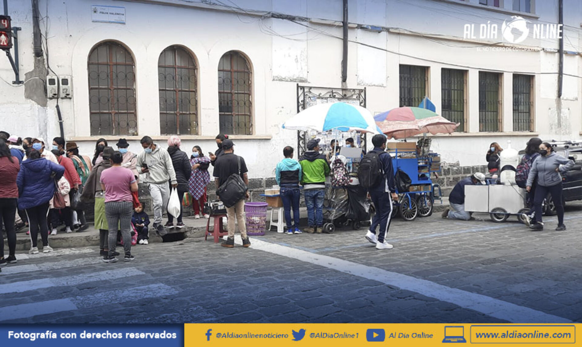 COMISARÍA MUNICIPAL CONTROLA COMERCIO INFORMAL EN UNIDADES EDUCATIVAS. (VIDEO)