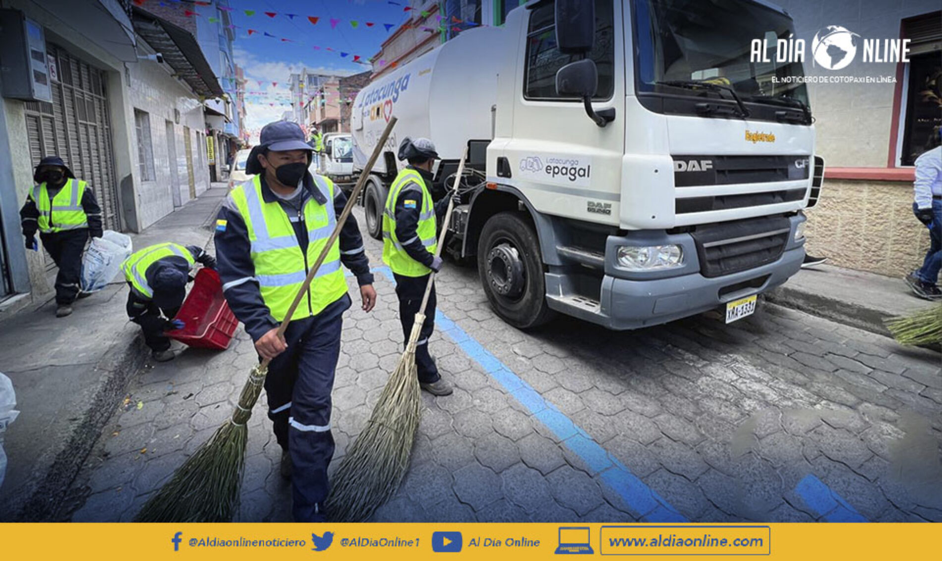 POR FESTIVIDADES EPAGAL EJECUTA OPERATIVOS DE LIMPIEZA EN CALLES DE LATACUNGA.(VIDEO)