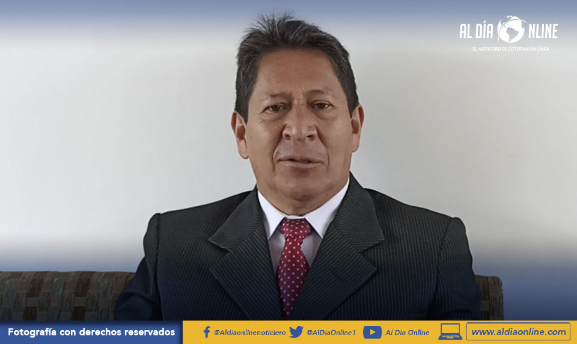 ESTUDIANTE DEL COLEGIO 14 DE JULIO GANADORA DEL CONCURSO “JOVENES CONTRA LA CORRUPCIÓN” A NIVEL NACIONAL FUE HOMENAJEADA.(VIDEO)
