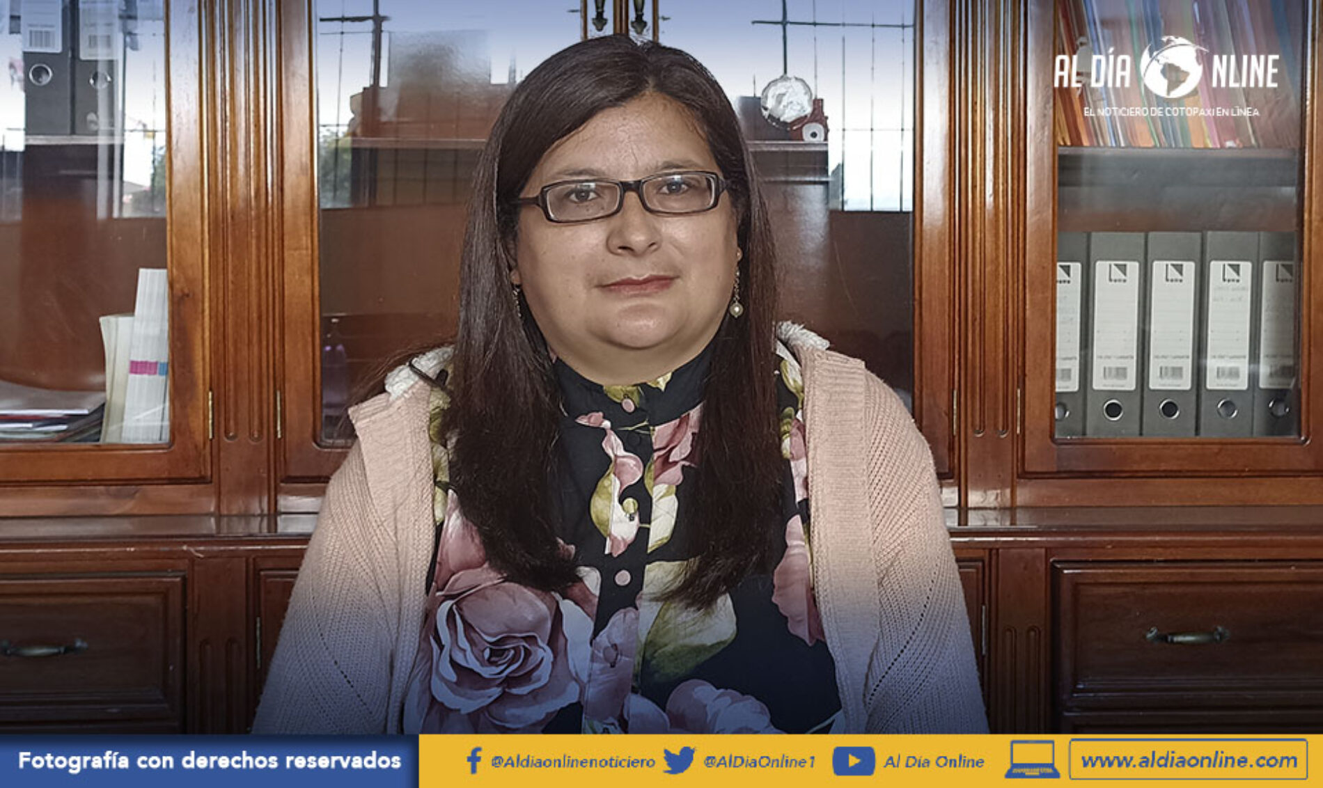 ESTUDIANTE DEL COLEGIO 14 DE JULIO GANADORA DEL CONCURSO “JOVENES CONTRA LA CORRUPCIÓN” A NIVEL NACIONAL FUE HOMENAJEADA.(VIDEO)