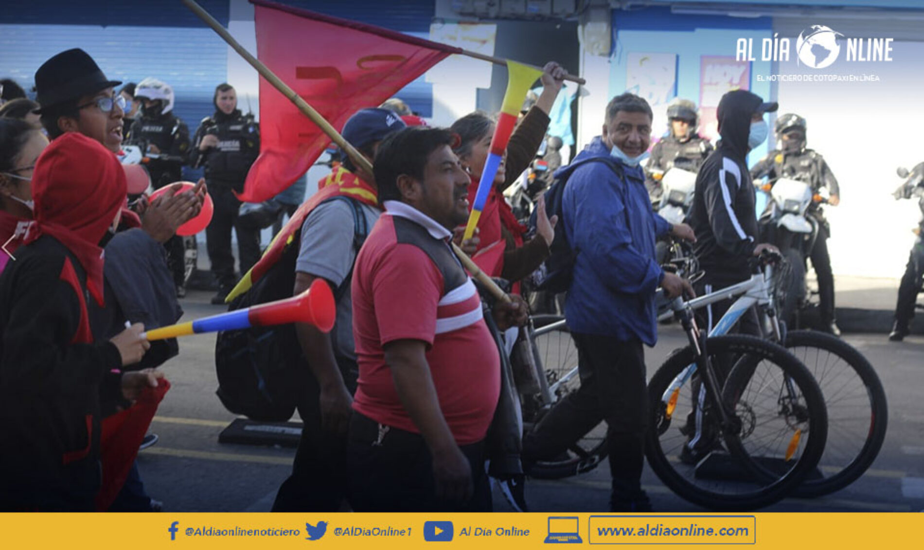 UNE COTOPAXI SE MOVILIZÓ A QUITO EN DEFENSA DE LA LOEI. (VIDEO)
