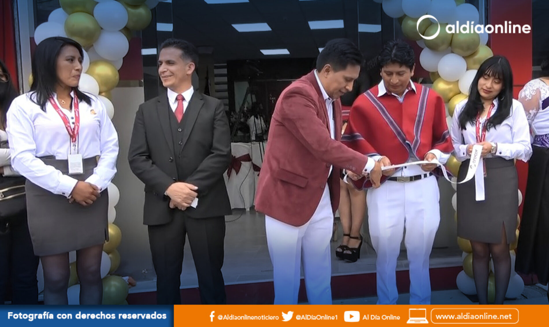 APERTURA DE LA NUEVA AGENCIA DE AHORRO Y CRÉDITO CRECER LTDA. EN LATACUNGA.(VIDEO)