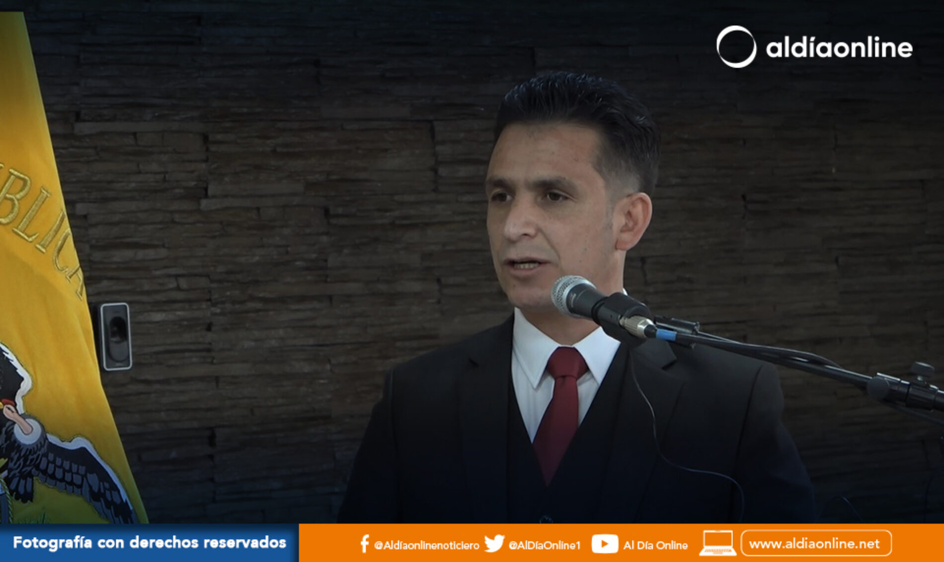 APERTURA DE LA NUEVA AGENCIA DE AHORRO Y CRÉDITO CRECER LTDA. EN LATACUNGA.(VIDEO)