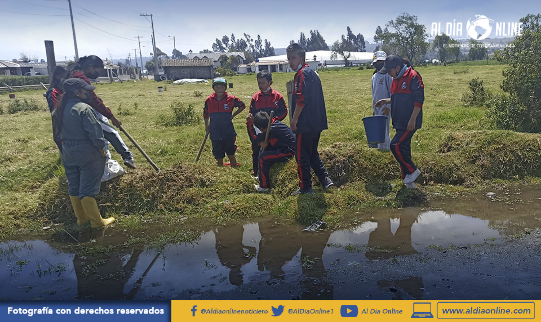 1000 PLANTAS PARA IMPULSAR LA REFORESTACIÓN EN JOSEGUANGO BAJO CON APOYO DE COAC VIRGEN DEL CISNE (VIDEO)