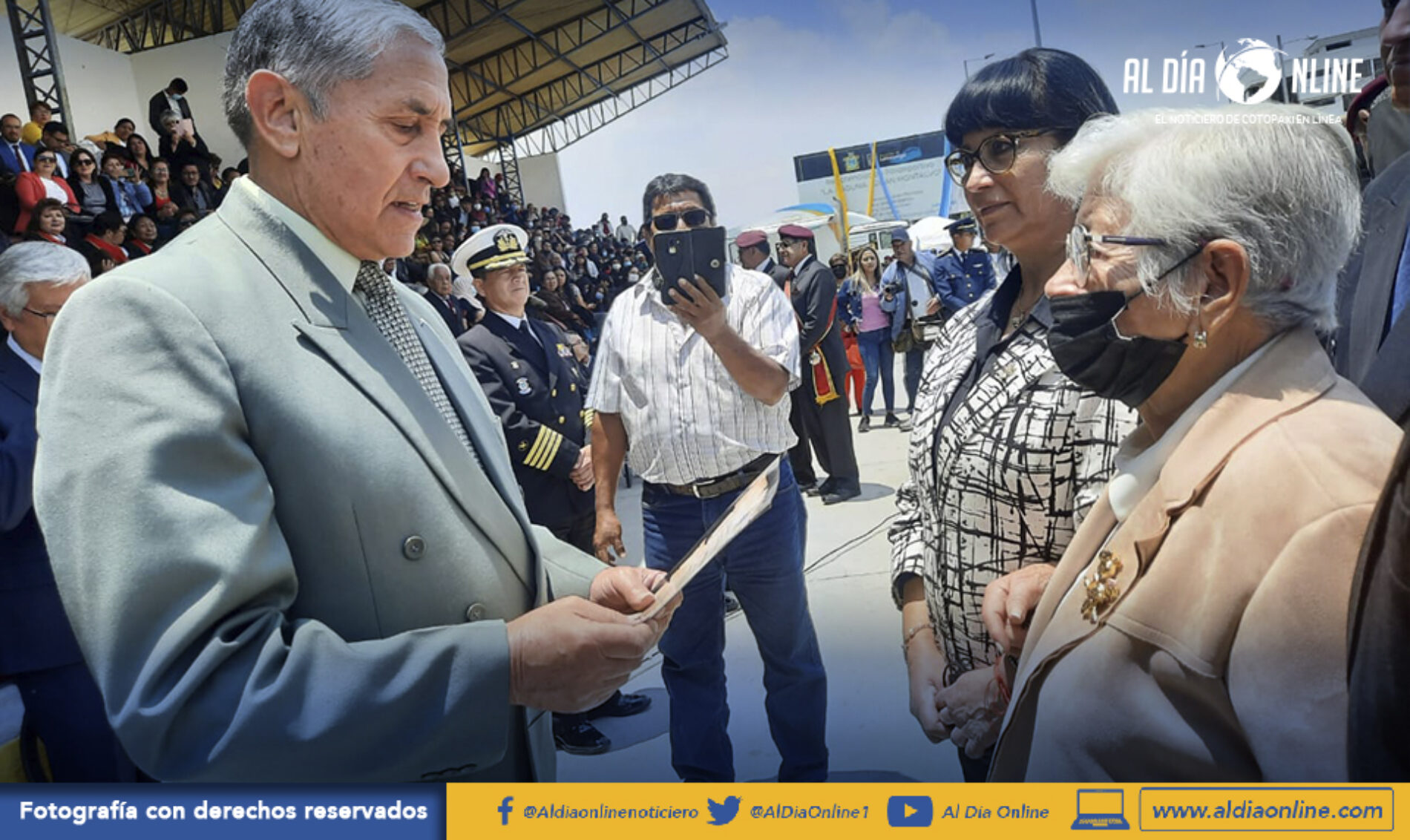 MUNICIPIO DE LATACUNGA RINDIÓ HOMENAJE A EXCOMBATIENTES DE GUERRA DE 1941, 1985 Y DEL ALTO CENEPA  (VIDEO)