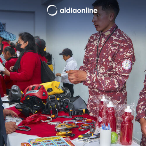 PRIMER CURSO DE FORMACIÓN PARA BOMBEROS EN LATACUNGA.