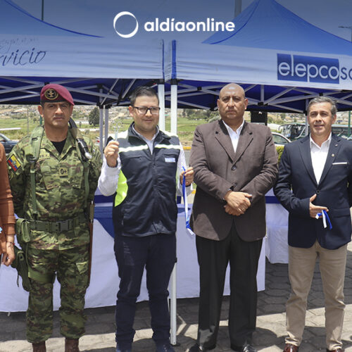 ELEPCO S.A ENTREGÓ OBRA DE ALUMBRADO PÚBLICO AL INGRESO NORTE DE LATACUNGA.(VIDEOS)